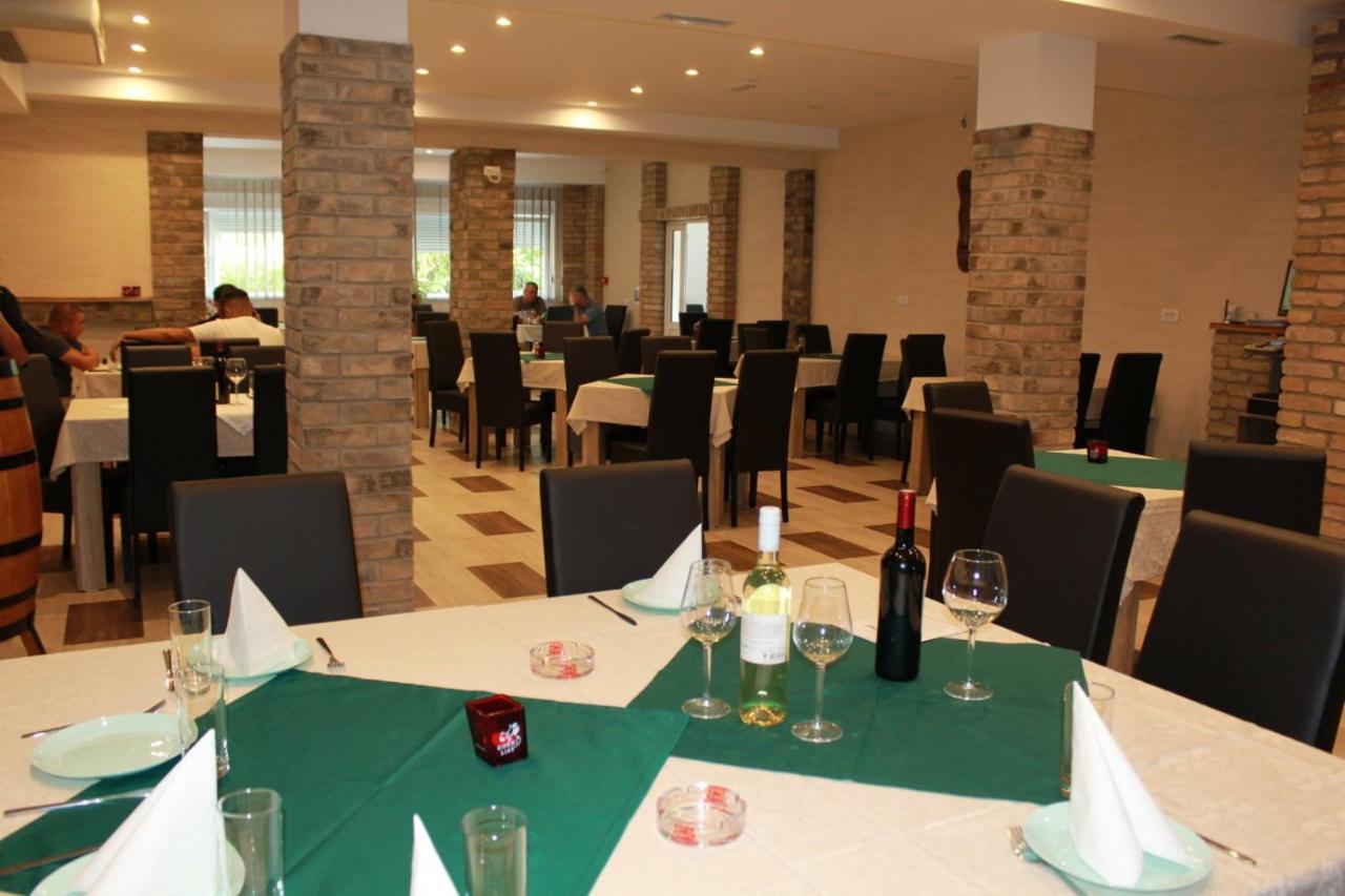 Vas Kutak - Sobe Lux Za Izdavanje Motel Obrenovac  Exterior photo