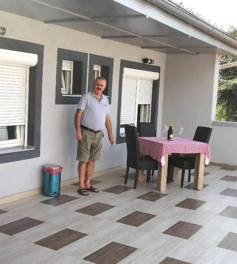 Vas Kutak - Sobe Lux Za Izdavanje Motel Obrenovac  Exterior photo