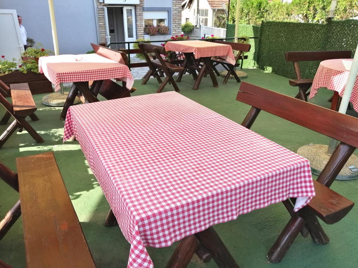 Vas Kutak - Sobe Lux Za Izdavanje Motel Obrenovac  Exterior photo
